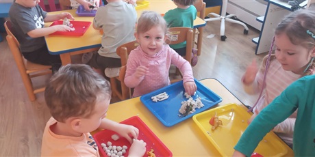 Powiększ grafikę: Dzień Dinozaura w grupie II