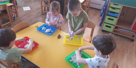 Powiększ grafikę: Dzień Dinozaura w grupie II