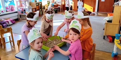 Powiększ grafikę: Dzień Dinozaura w grupie III