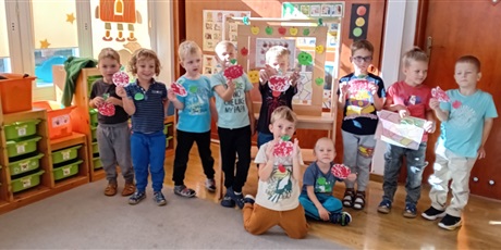 Powiększ grafikę: Dzień JABŁKA w grupie III