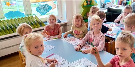 Powiększ grafikę: Dzień JABŁKA w grupie III
