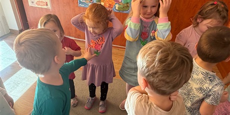 Powiększ grafikę: Dzień Kobiet w grupie II