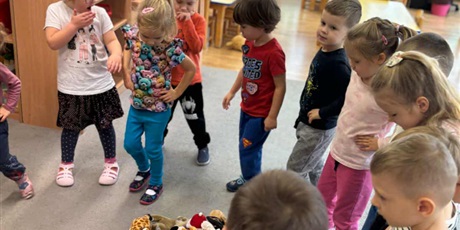 Powiększ grafikę: Dzień Misia w grupie II