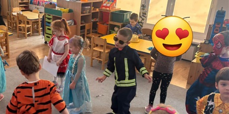 Powiększ grafikę: Bal karnawałowy w grupie Bajkoludków