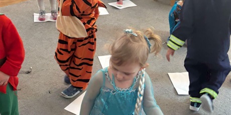 Powiększ grafikę: Bal karnawałowy w grupie Bajkoludków