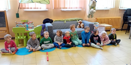 KOSMOLUDKI - zajęcia edukacyjne w bibliotece