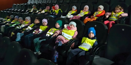 Powiększ grafikę: Przedszkolaki w Kinie Helios - grupa IV