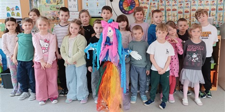 Powiększ grafikę: Ekoludki z Marzanna, którą sami wykonali