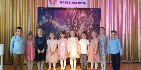 Powiększ grafikę: Na zdjęciu uczestnicy festiwalu.