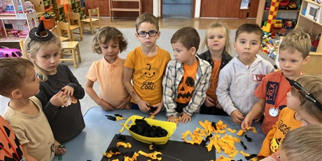 Powiększ grafikę: Święto Dyni w Kosmoludkach