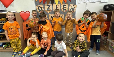 Powiększ grafikę: Bajkoludki - Święto Dyni w grupie II