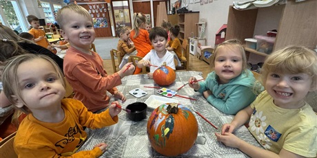 Powiększ grafikę: Bajkoludki - Święto Dyni w grupie II