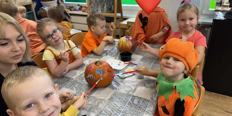 Powiększ grafikę: Bajkoludki - Święto Dyni w grupie II