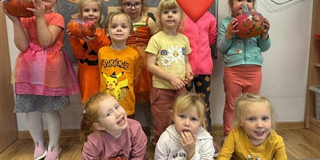 Powiększ grafikę: Bajkoludki - Święto Dyni w grupie II