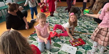 Powiększ grafikę: Walentynki Bajkoludków w Klubie Maciuś