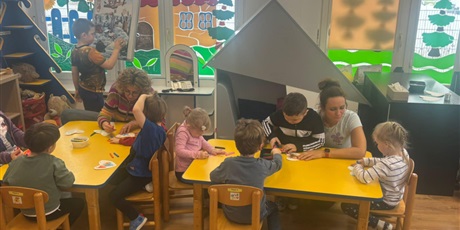 Powiększ grafikę: Walentynki Bajkoludków z dziećmi z P40