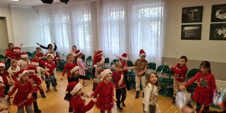 Powiększ grafikę: Ekoludki - zabawa mikołajkowa w Maciusiu