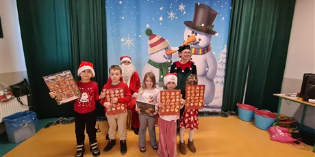 Powiększ grafikę: Ekoludki - zabawa mikołajkowa w Maciusiu