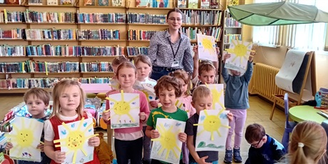 Zajęcia edukacyjne o wiośnie w bibliotece - grupa III