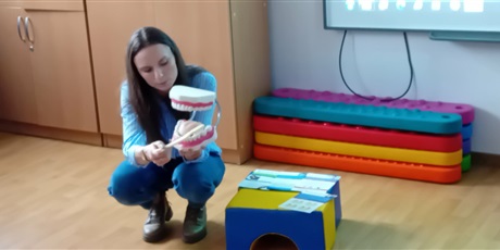 Powiększ grafikę: zajecia-edukacyjne-prowadzone-przez-panie-z-sanepidu-w-gdansku-649372.jpg