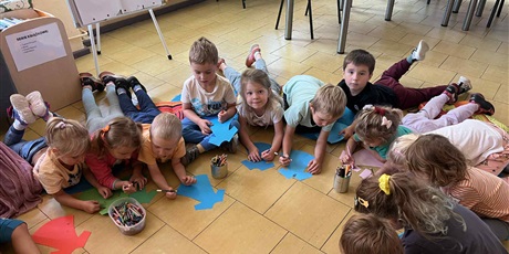 Zajęcia edukacyjne w bibliotece pt. „Dary jesieni” - grupa III