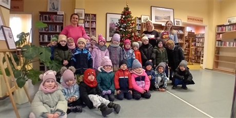 Zajęcia edukacyjne w bibliotece pt. „Mikołajki” - grupa III